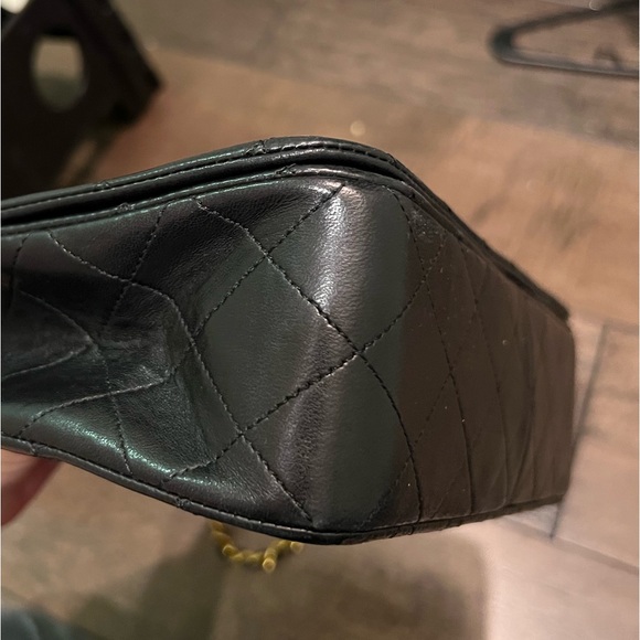 100% Authentic Vintage Chanel Small Full Flap SERIES 1 turnlock - Picture 4 of 13